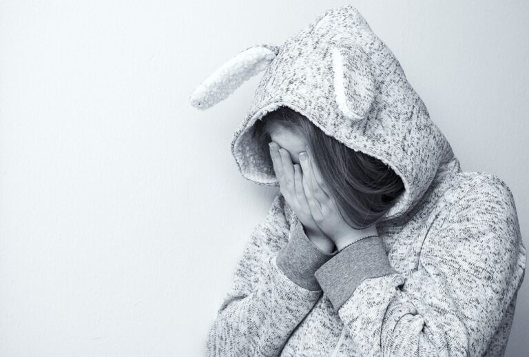宅配水サーバーのメンテナンスはどこに問い合わせる？FAQで解決！