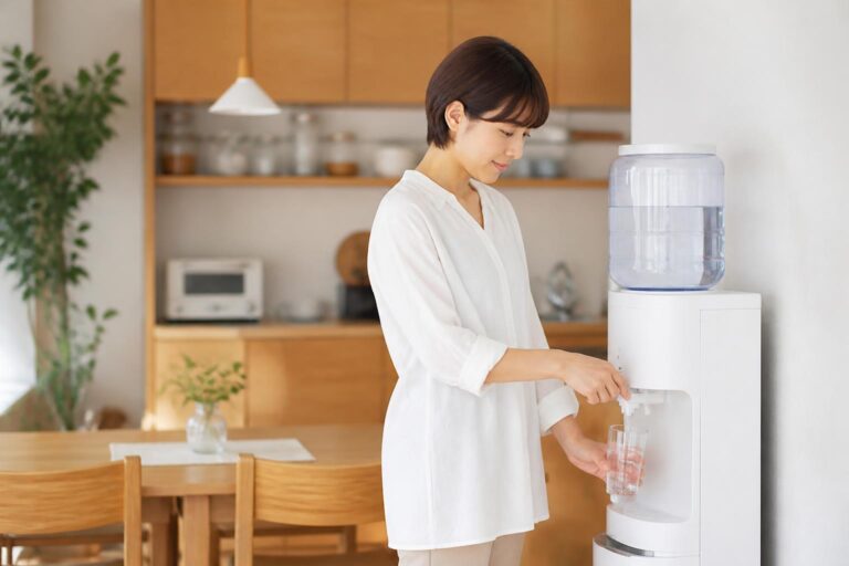 宅配水サーバーのお試しは何を比較して選べばいい？